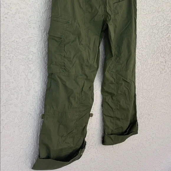Old Navy Dark Green Cargo low waist straight leg Pants size 8 - Picture 6 of 12